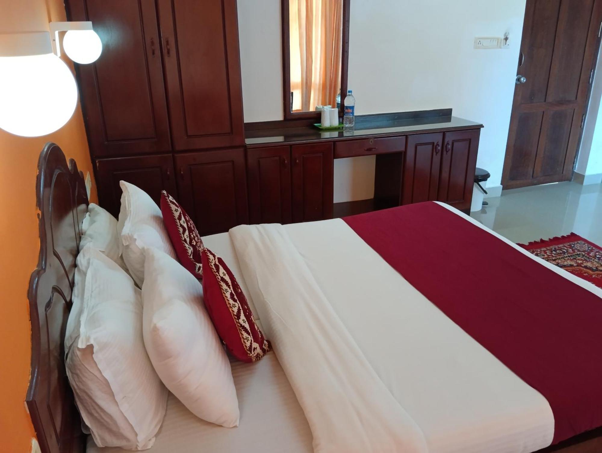 Vedantha Inn Kovalam Eksteriør billede