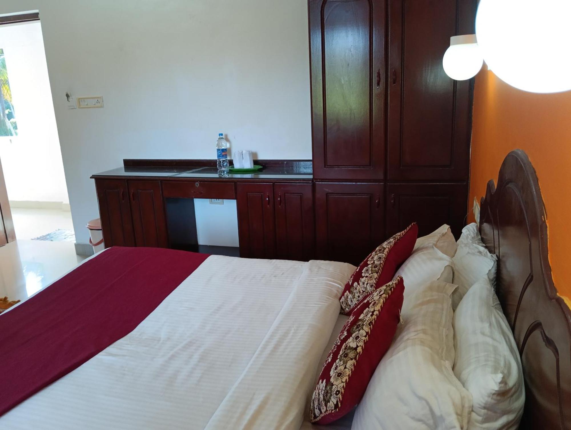 Vedantha Inn Kovalam Eksteriør billede